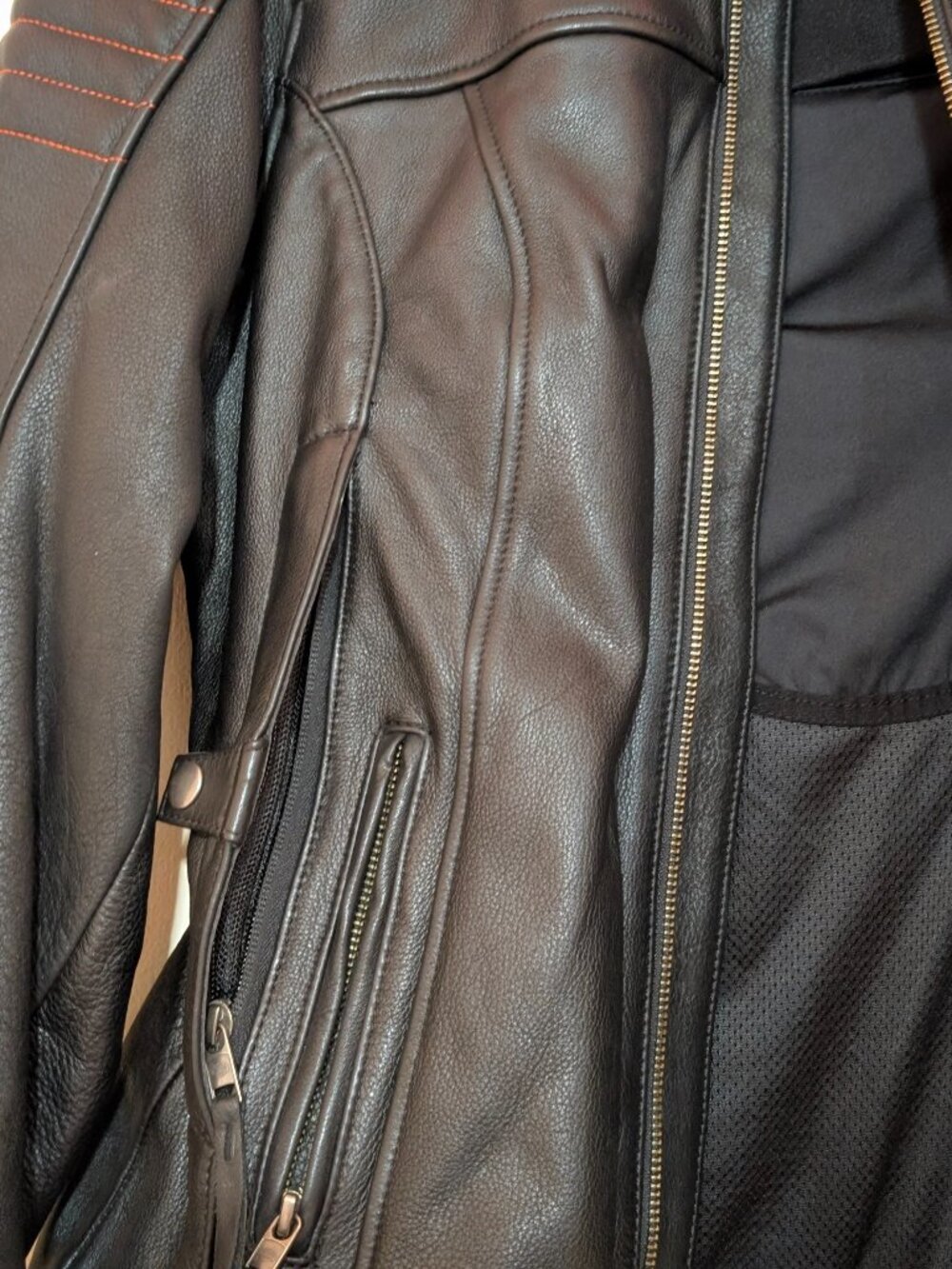 Harley-Davidson Women's Leather Riding Jacket - Size L (98004-22VW) - Picture 9 of 15